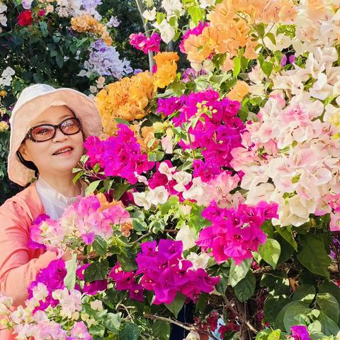 我拉刘彬到处走