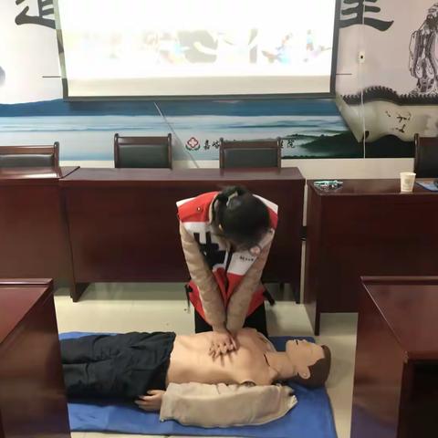 践行二十大，志愿我先行