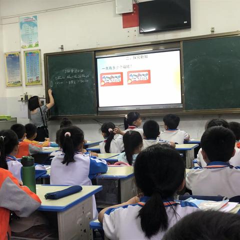 以教研促成长——记万泉中心小学数学教研活动