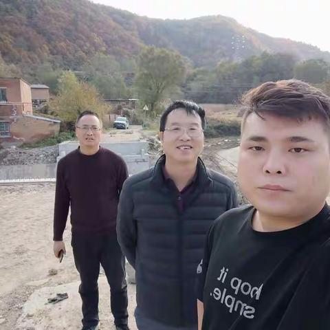 驻春林村工作队开展“我为群众办实事”活动