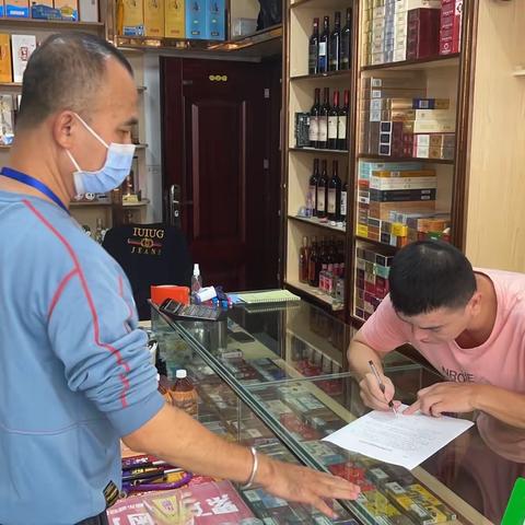 2023年1月10号商品街社区对辖区内临街商铺签订禁止燃放烟花爆竹承诺书。