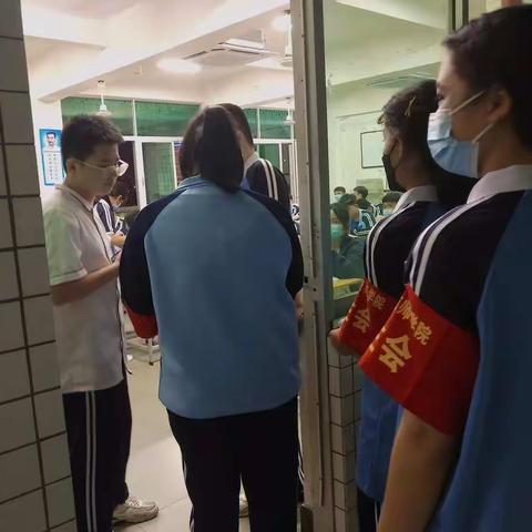 学生会检查工作
