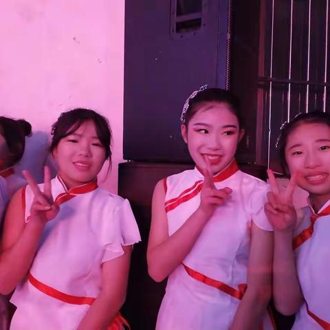 多姿多彩的十二月