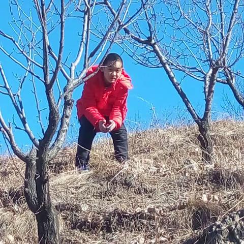 小帅哥，认识一下吧