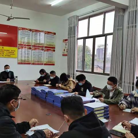 正视问题 开展自查——湾里乡中心小学教职员工队伍大整顿暨“大学习 大整治 大提升”深入排查活动