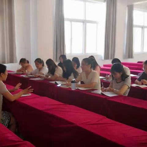金秋送爽，菏泽外国语初中理化生组教研活动