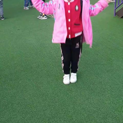 鸿雁金坤幼儿园大一班10月总结