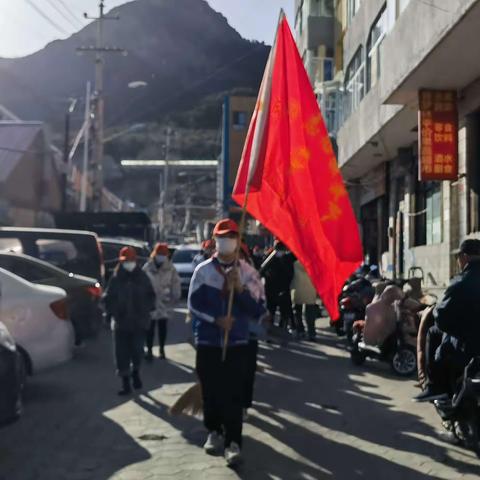 传承雷锋精神   传递时代温度        --围场回民小学“学雷锋学模范”志愿服务活动