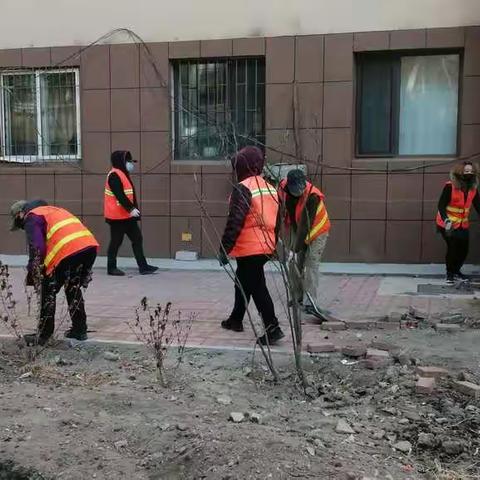 兴隆社区抗疫联防志愿者又一道风景
