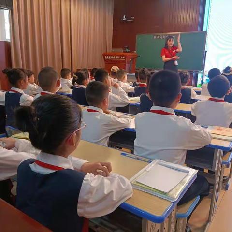 海南省农垦直属第二小学数学组第五周教研活动