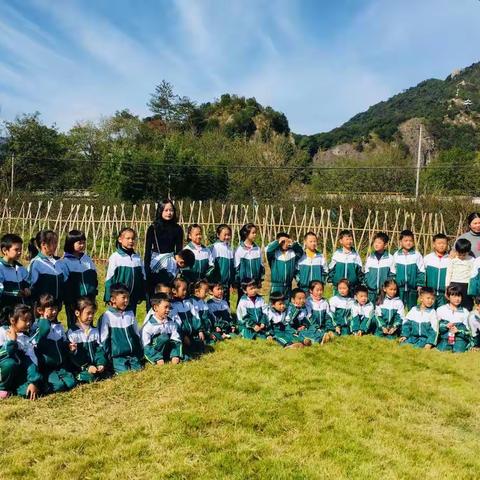 沐浴阳光，见证成长                                         ——记实验小学一（3）班亲子活动