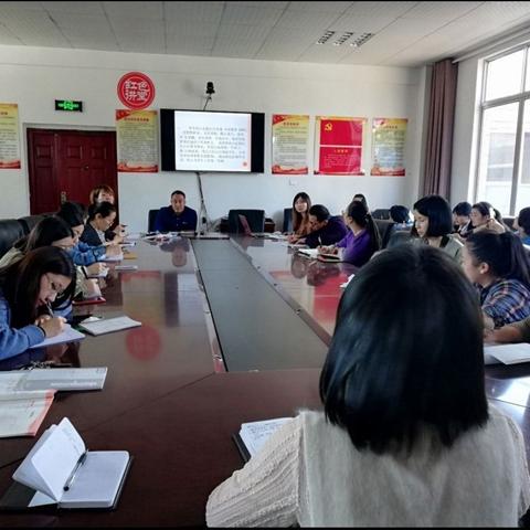 纯粹的情怀最有力量——记龙泉小学开展向胡进文同志学习主题教育活动