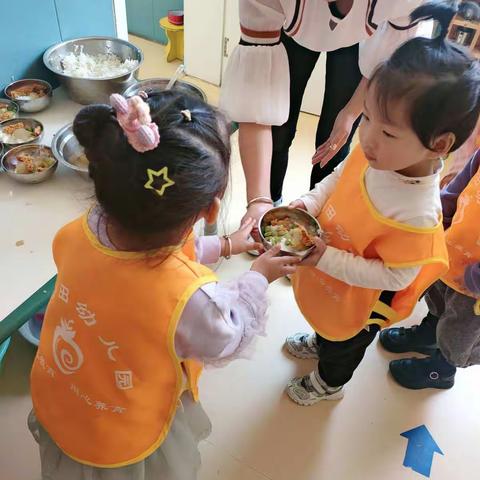 草莓田🍓幼儿园中一班宝贝一周精彩回顾♥