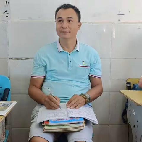 综合组（美术）第一次推门听课