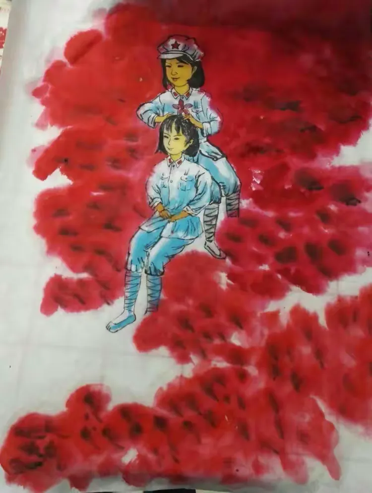 系统学习了动漫,素描,水粉,国画等,是一个有前途的小画家