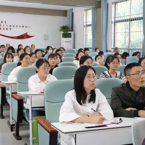 喜迎二十大 翰墨书华章 ——宿豫区第一实验小学开展师生汉字书写活动