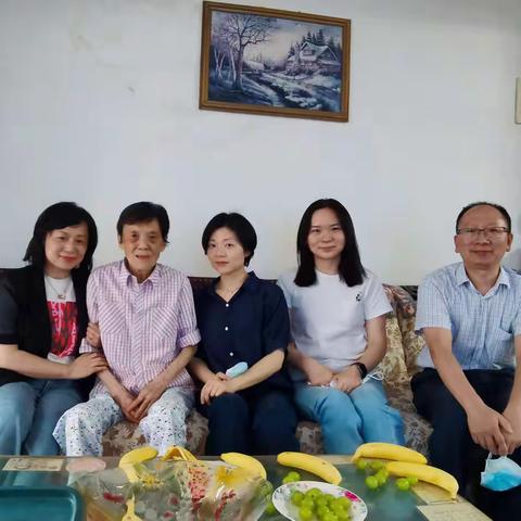 重阳传承久  敬老暖人心                         ——记重阳节慰问杨守珍老师