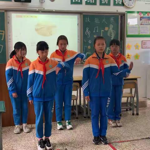 五年级2班音乐表演唱技能大赛