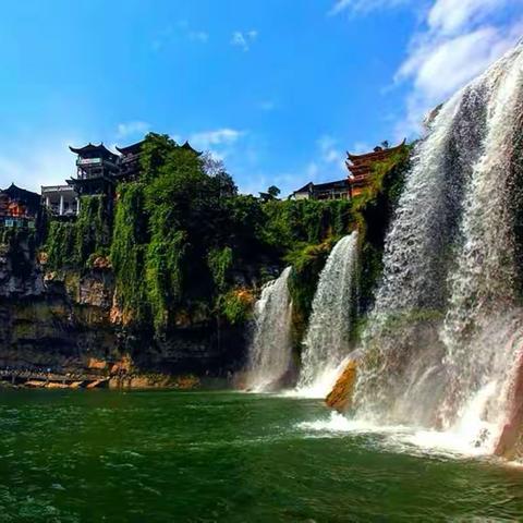 【山水类征文】红灯万点人千叠   一篇缠绵摆手歌