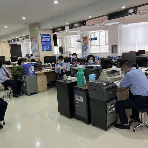 自主办税春风长拂，优质服务温暖税户