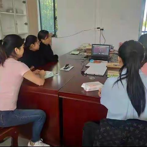 做好教材培训，用好统编教材——东风路小学统编教材培训