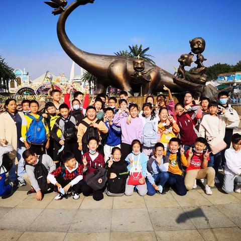 何雨璠六年级成长手册