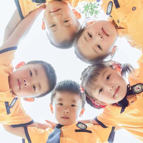 “勇敢之夜——今夜不回家” 大焦庄智慧树幼儿园成长独立狂欢夜邀请函