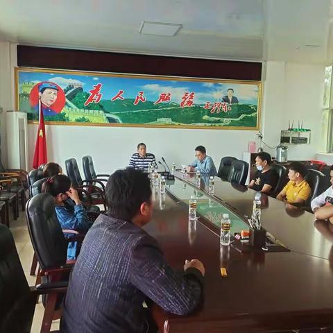 调楼镇组织召开村级巡河员学习培训会议