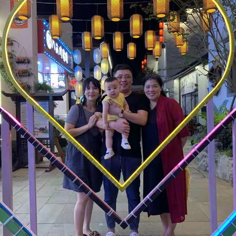 祝宝贝周岁生日快乐！