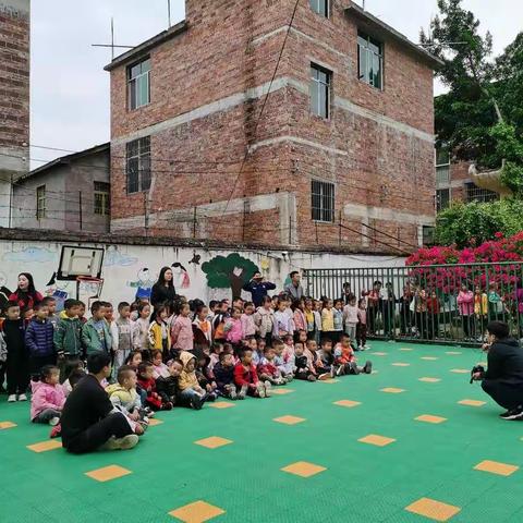 “防震减灾，平安常在”———丙妹镇大融幼儿园国际减灾日活动