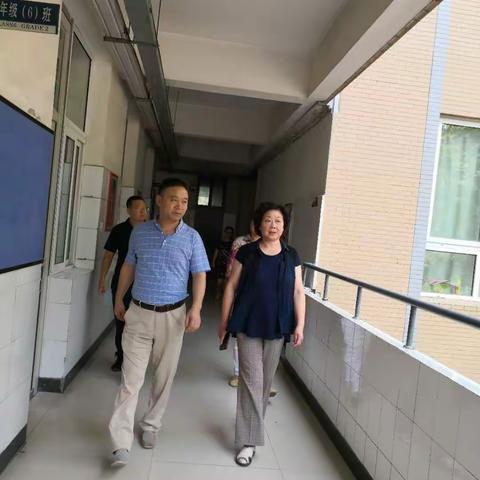 区纪委派驻莲湖区教育局纪检组组长杜永发来我校检查工作