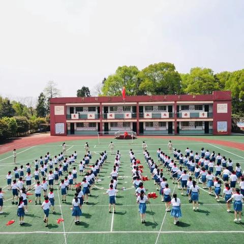 【课题动态5】喜迎党的二十大，追逐民族复兴梦——耿塘小学召开主题绘画活动