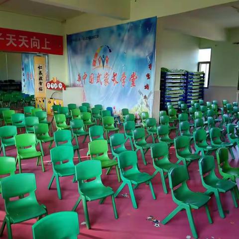 小明星幼儿园新学期全园家长会圆满结束