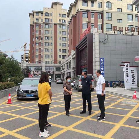 市人大常委会副主任安颖芳到香鹿山镇督导疫苗接种工作