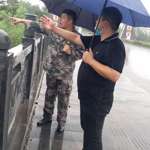 毛国良到香鹿山镇督导检查防汛工作