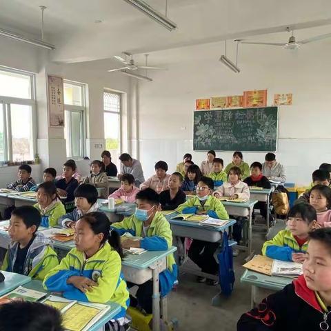 “英”研促教，“语”研同行！——  枣园镇陈岗小学英语教研活动