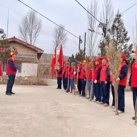 志愿服务再进联坪村