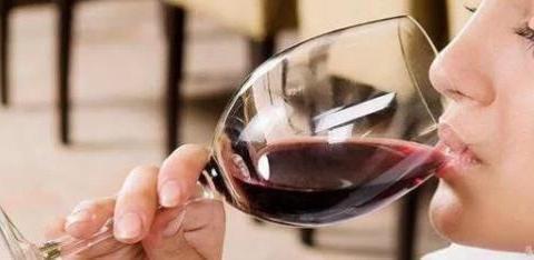 告诉你喝葡萄酒🍷的8个神奇好处