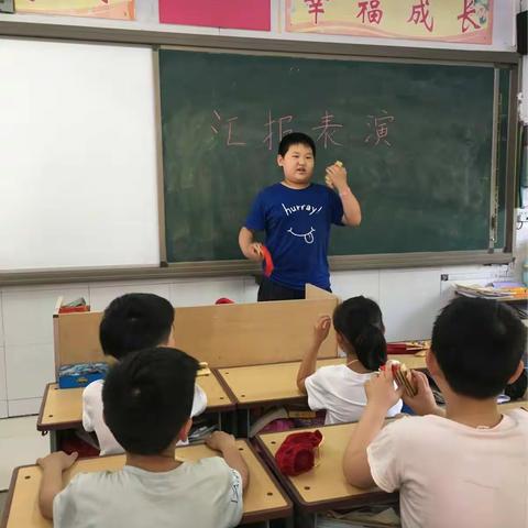 实验小学四年级语言社团，因朗诵而精彩！