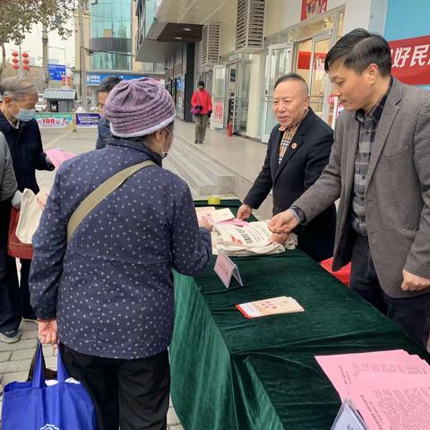弘扬法治精神，维护宪法权威，建设法治莲湖，构建和谐西关