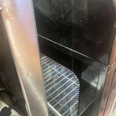 劳动店烟酒柜5月11号周巡场