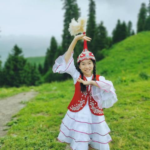 【学典范 树家风•范小德育】童心向党迎百年，红色基因代代传——范家村小学开展党史故事我来讲主题活动