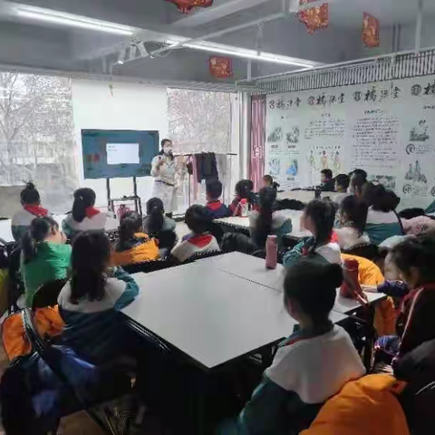 科苑小学三（4）中队寒假走进橘源堂中医研学基地学习感受中医传统文化