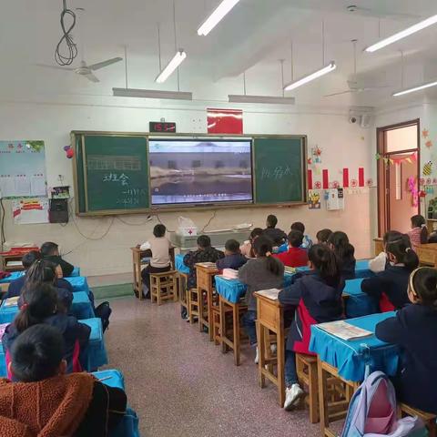 “珍爱生命  谨防溺水”树人学校一年级主题班会