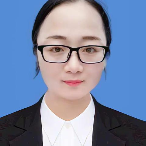 奉献教育，把爱给每位学生！