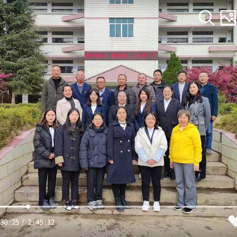 跨校教研凭借力，学科教学上青云——记文山市第三学区语文学科专家组走进平坝镇中学共同开展语文教学研讨活动