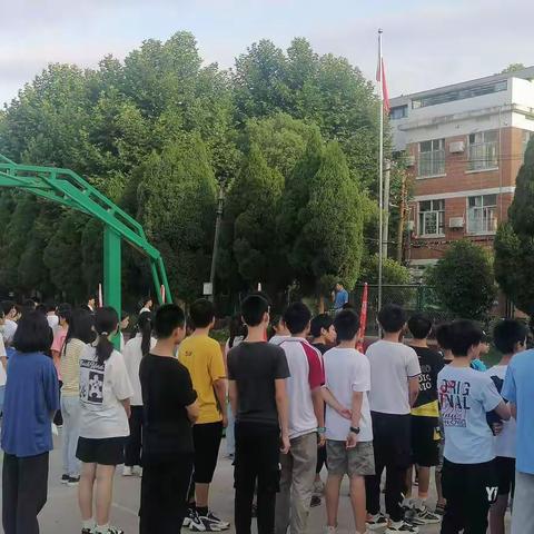 广信区信芳学校规范民办教育发展工作动员会