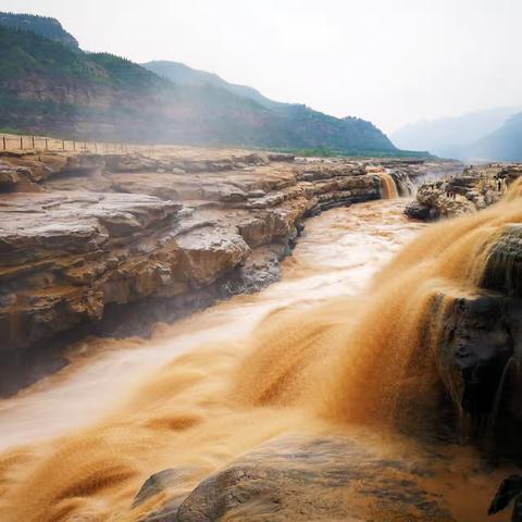 黄河之水天上来，奔流到海不复回——王门庄中心学校刘俊梅老师优秀课例展示八年级下册《壶口瀑布》