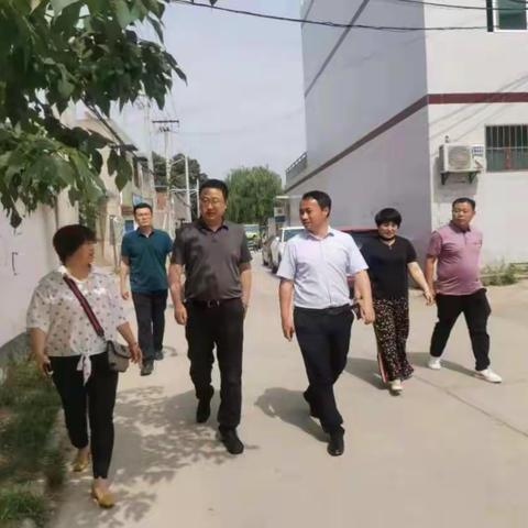 我为群众办实事——“六一”关爱送温暖 真情关怀暖童心灞桥区民政局开展农村留守儿童、困境儿童帮扶慰问活动