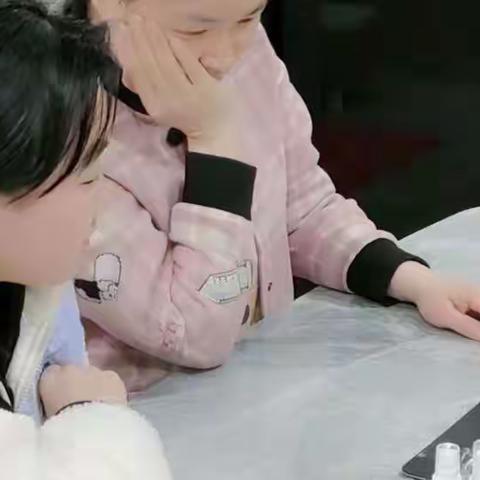 战“疫”时刻，遇见更好的自己——记初二（3）班学生居家学习生活风采